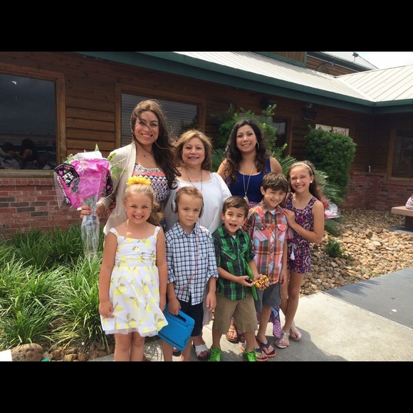 🌺 Meet your posher, Nancy!  I love Poshmark! 🌺 - Picture 7 of 8